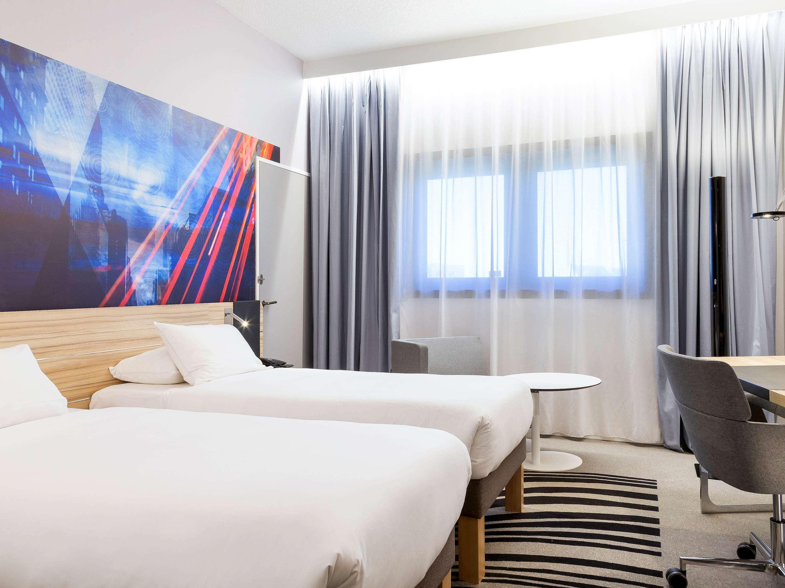 Novotel Centre Gare Hotel 4*